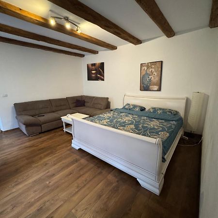 Appartement Sunrise Castelului Braşov Extérieur photo