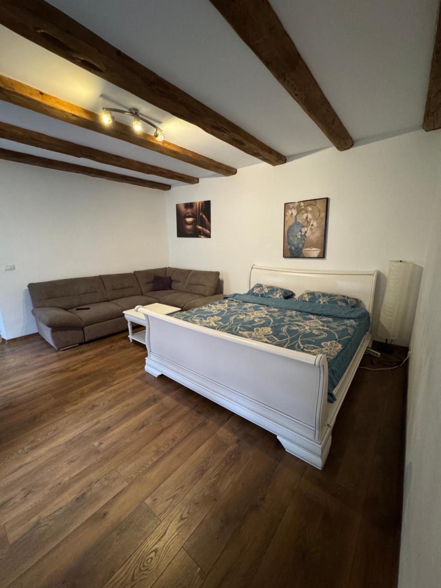 Appartement Sunrise Castelului Braşov Extérieur photo